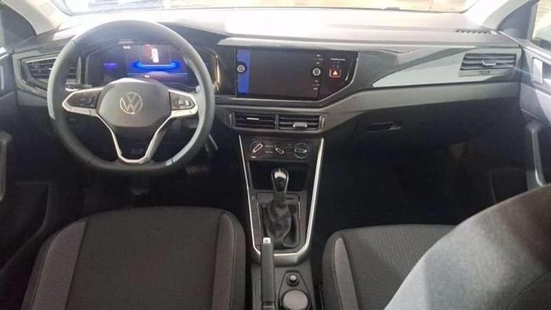 Usado VW Polo 95 CV (69 kW) 2025 Blanco Utilitario