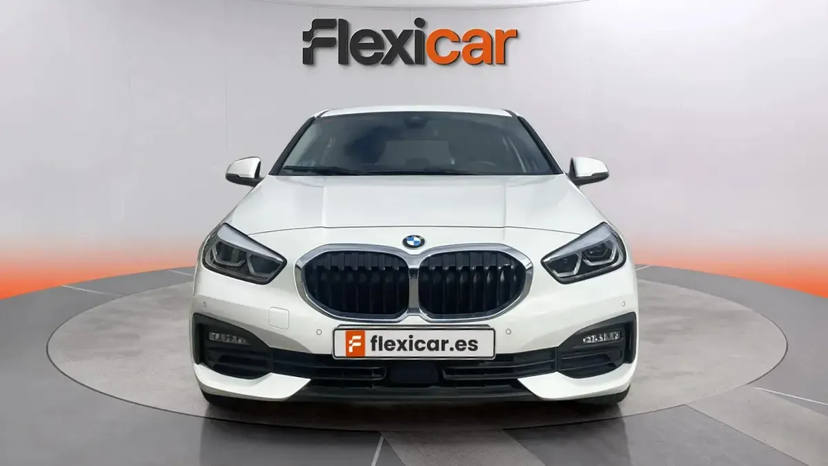 Usado BMW 116 116 CV (85 kW) 2021 Blanco Utilitario