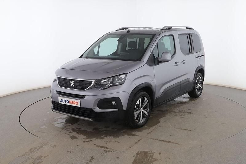 Usado Peugeot Rifter Allure 102 CV (75 kW) 2019 Gris Monovolumen
