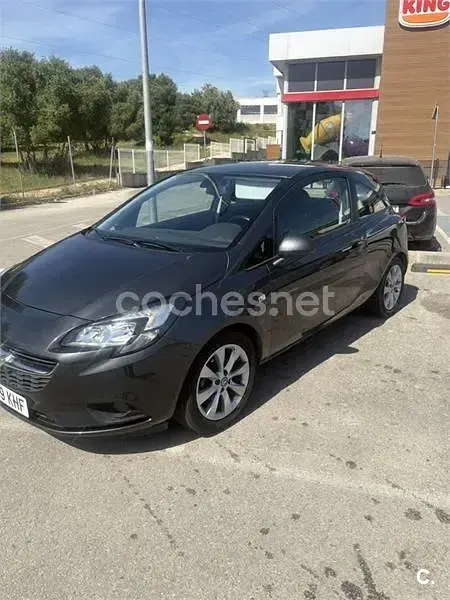 Usado Opel Corsa Selective 90 CV (66 kW) 2017 Gris / plata Utilitario