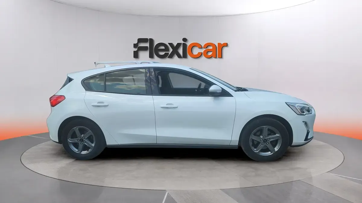 Usado Ford Focus ST-Line 101 CV (74 kW) 2018 Azul Berlina