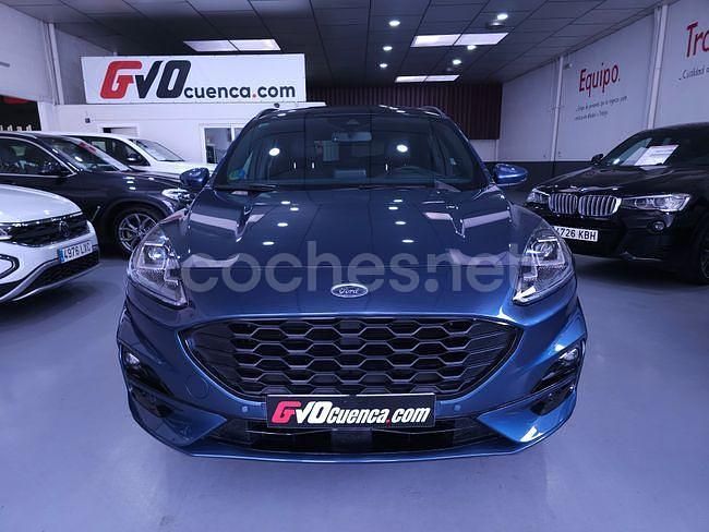 Usado Ford Kuga Titanium 190 CV (139 kW) 2021 Azul SUV