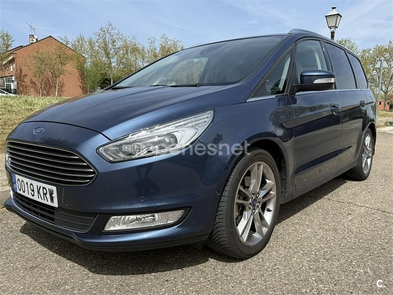 Usado Ford Galaxy Titanium 190 CV (139 kW) 2018 Azul Monovolumen