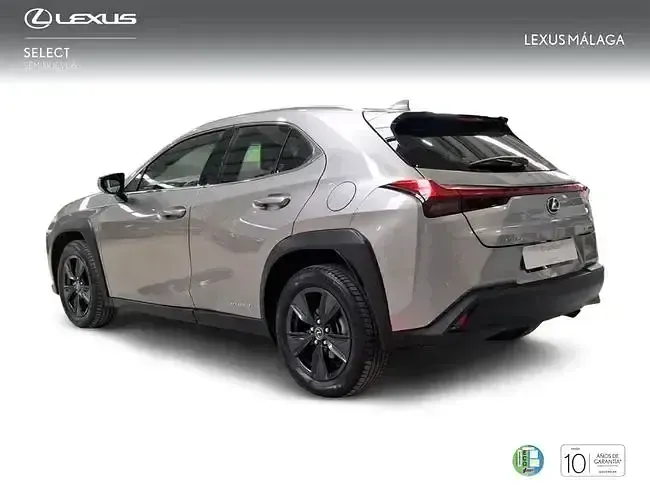 Usado Lexus UX Business Edition 184 CV (135 kW) 2022 Gris / plata SUV