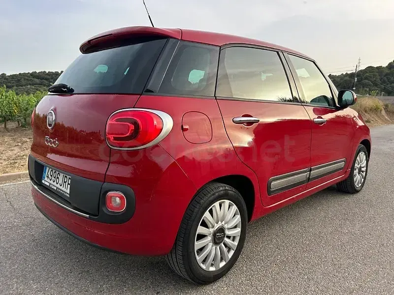 Usado Fiat 500L Lounge 95 CV (69 kW) 2016 Rojo Monovolumen