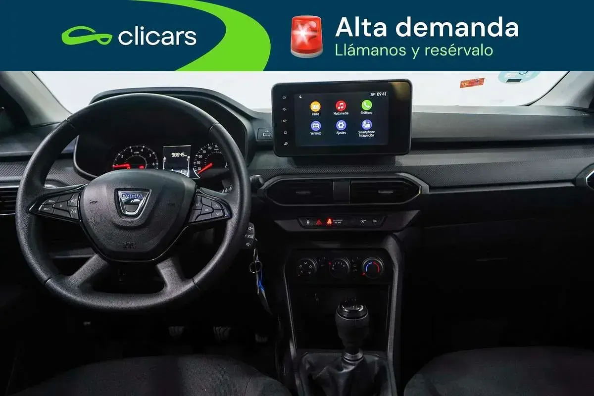 Usado Dacia Sandero Essentiel 91 CV (66 kW) 2021 Blanco Utilitario