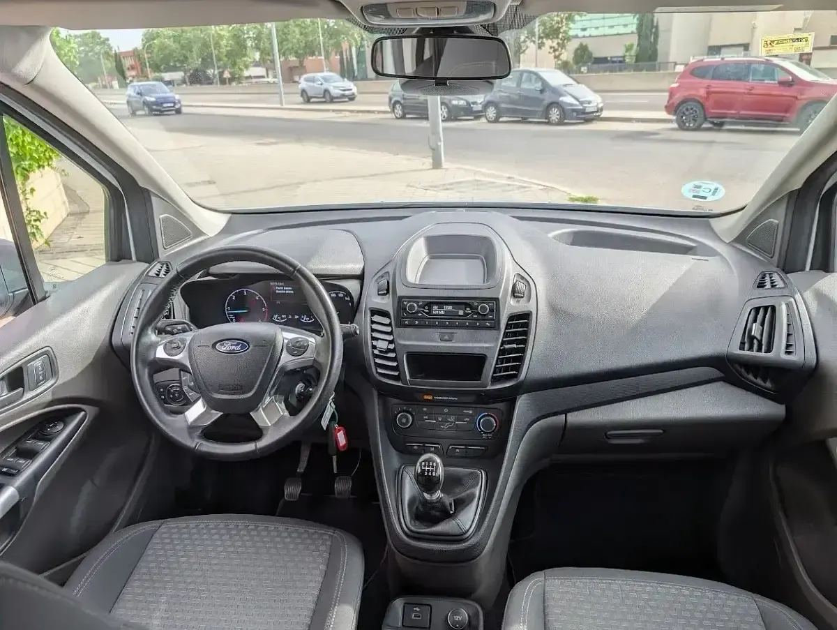 Usado Ford Transit Connect Trend 100 CV (73 kW) 2019 Blanco Monovolumen