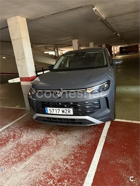 Gris / plata Usado 2025 VW Tayron SUV | 44.000 € - Imagen 1/1