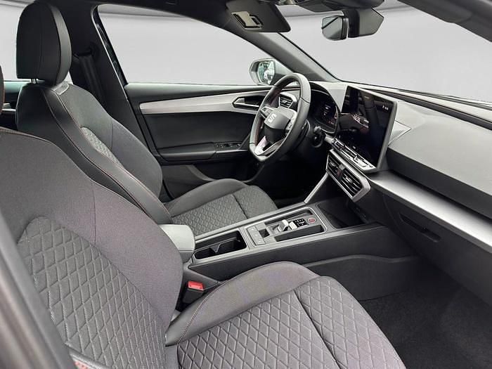 Usado Seat Leon FR 204 CV (150 kW) 2025 Gris