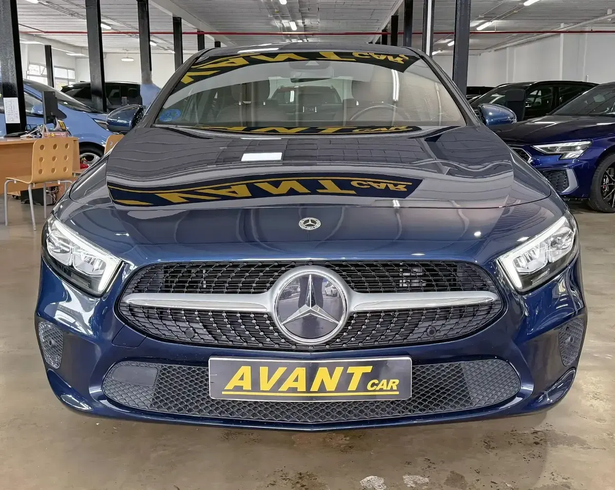 Usado Mercedes A250 218 CV (160 kW) 2022 Azul Berlina