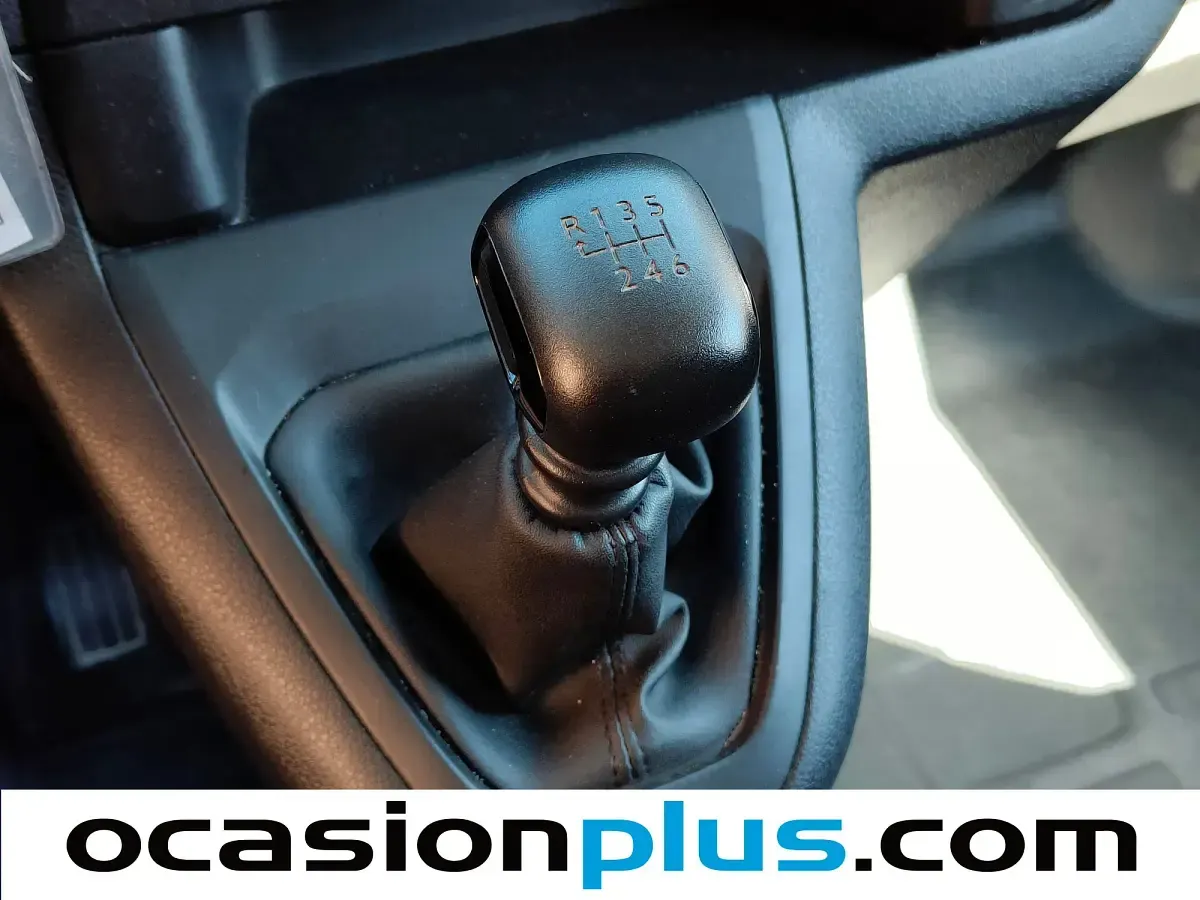 Usado Opel Vivaro-e Combi S 102 CV (75 kW) 2023 Blanco Monovolumen