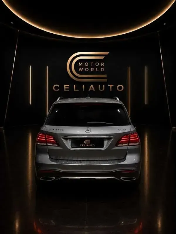 Usado Mercedes GLE500 449 CV (330 kW) 2017 Gris SUV