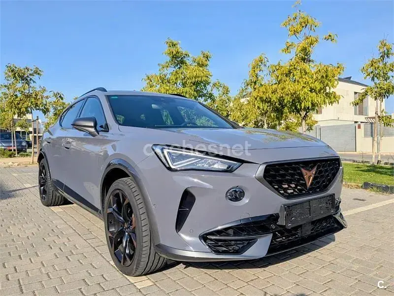 Usado Cupra Formentor VZ 310 CV (228 kW) 2020 Gris / plata SUV