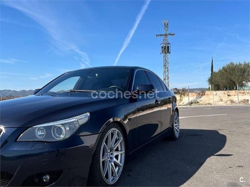 Azul Usado 2006 BMW 530 M Sport Berlina | 9000 € (Precio justo) - Imagen 1/4