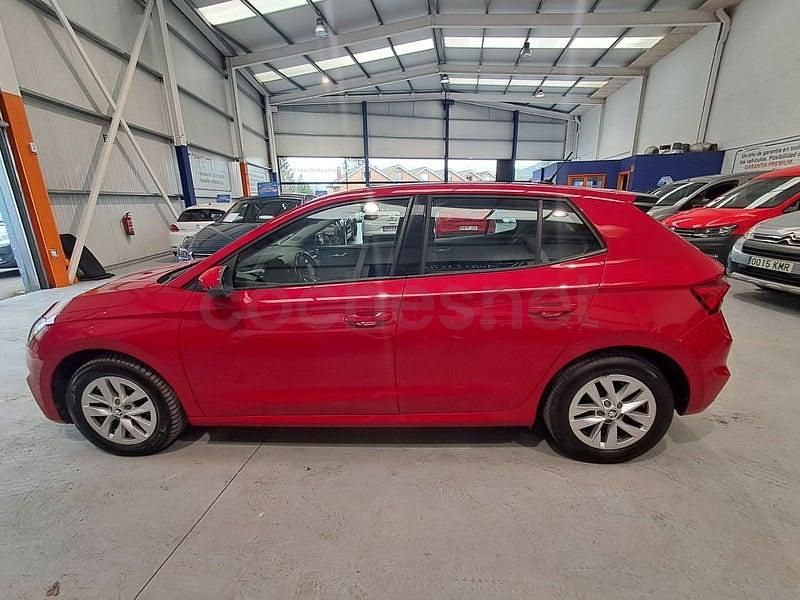 Usado Skoda Fabia Ambition 95 HP (69 kW) 2021 Vermelho Sedan
