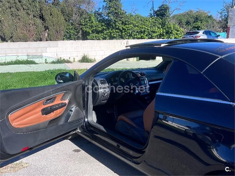 Usado VW Eos 140 CV (102 kW) 2008 Negro Descapotable