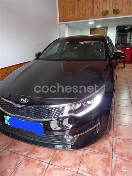 Usado Kia Optima GT-Line 141 CV (103 kW) 2016 Negro Berlina