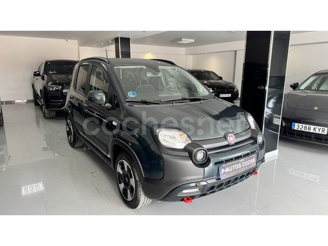 Negro Usado 2023 Fiat Panda Cross Cross Utilitario | 12.900 € (Precio justo) - Imagen 1/4