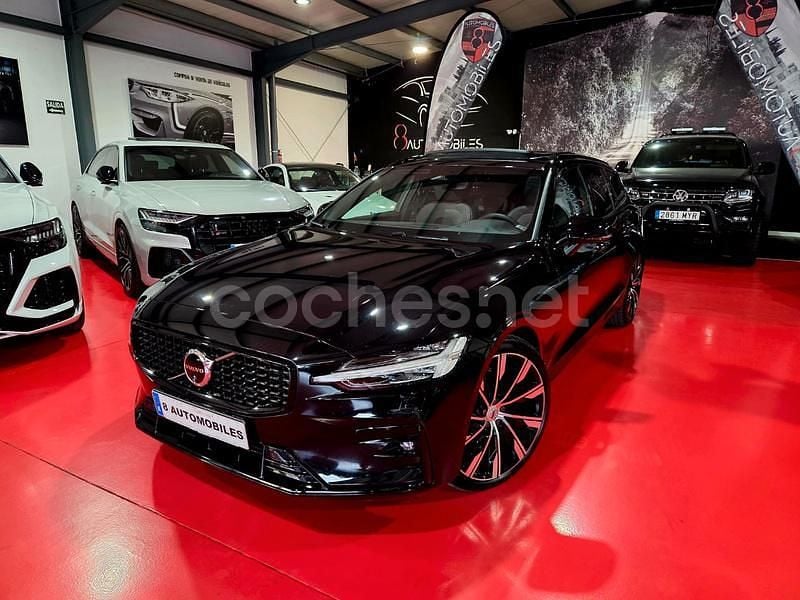 Negro Usado 2024 Volvo V60 Plus Familiar | 40.990 € (Caro) - Imagen 1/4