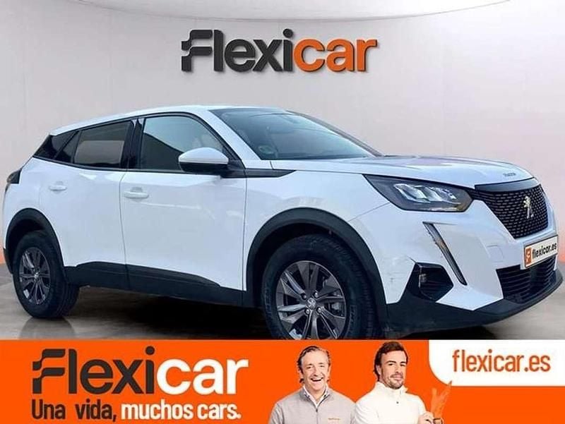 Usado Peugeot 2008 Active 110 CV (80 kW) 2021 Blanco SUV