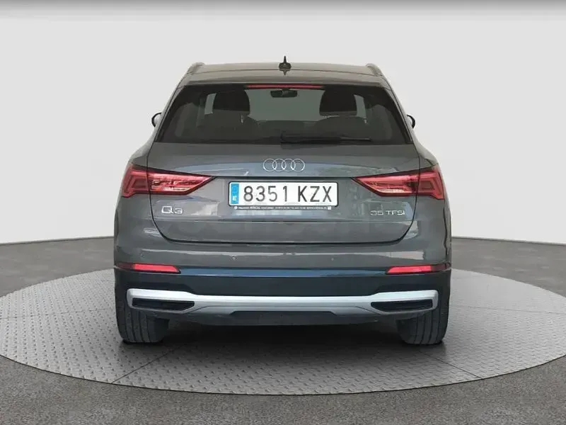 Usado Audi Q3 150 CV (110 kW) 2019 Gris / plata SUV
