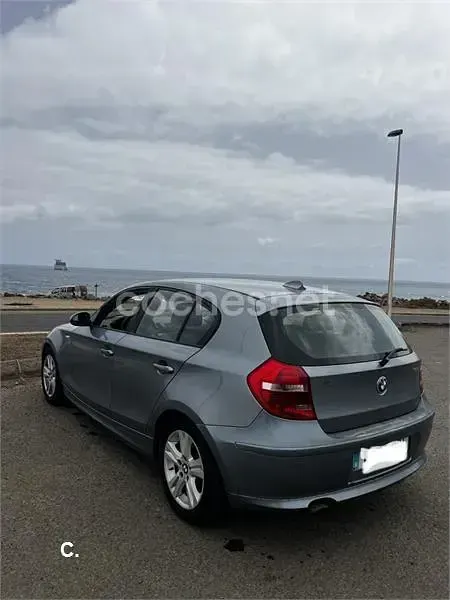 Usado BMW 118 122 CV (89 kW) 2008 Gris / plata Utilitario