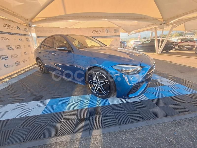 Azul Usado 2023 Mercedes C200 Berlina | 38.900 € (Un poco caro) - Imagen 1/4