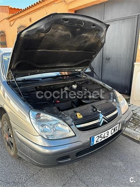 Usado Citroën C5 110 CV (80 kW) 2004 Gris / plata Berlina