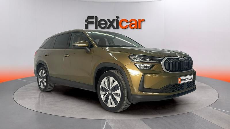 Käytetty Skoda Kodiaq 150 HP (110 kW) 2025 Katumaasturi