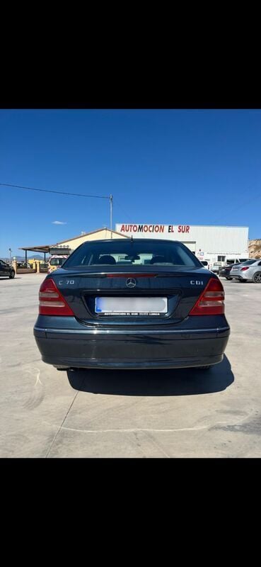 Usado Mercedes C270 Elegance 170 CV (125 kW) 2001 Azul Berlina