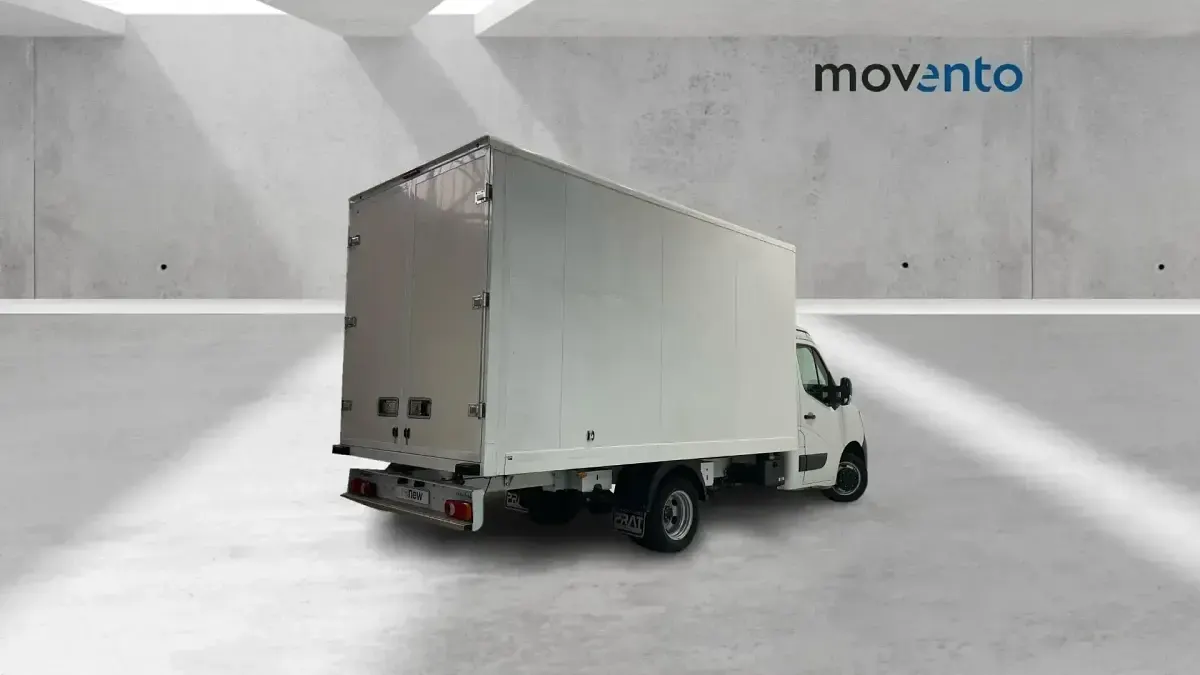 Usado Renault Master 145 CV (106 kW) 2021 Blanco Monovolumen
