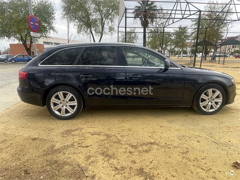 Usado Audi A4 160 CV (117 kW) 2008 Azul Familiar