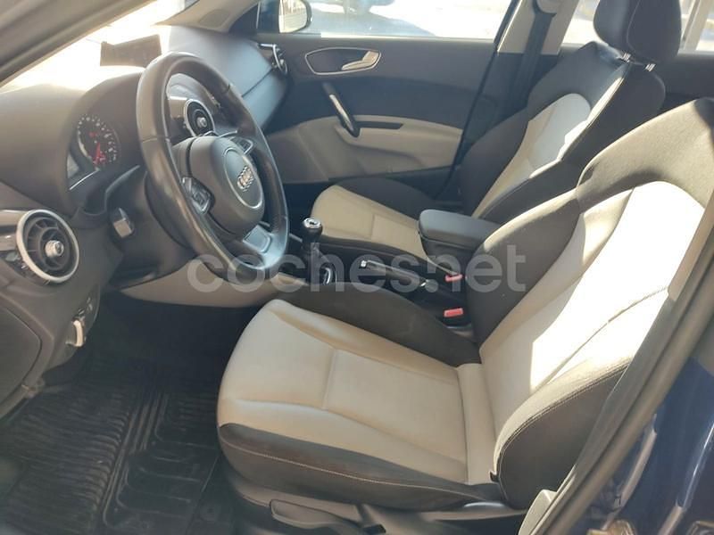 Usado Audi A1 Sportback Ambition 86 CV (63 kW) 2014 Azul Utilitario