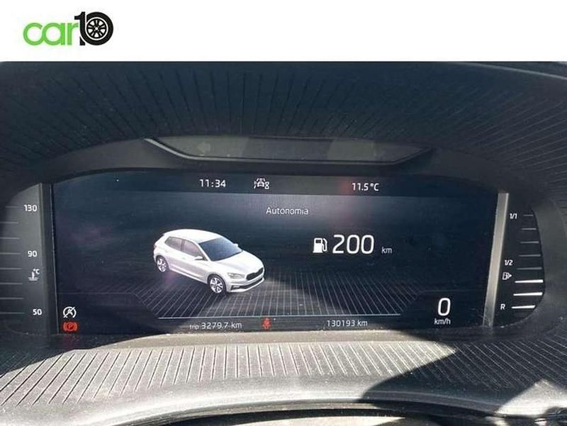 Usado Skoda Fabia Ambition 95 CV (69 kW) 2022 Blanco Utilitario