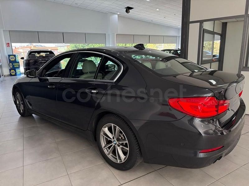 Usado BMW 520 Gran Turismo Comfort Edition 184 CV (135 kW) 2017 Negro Berlina