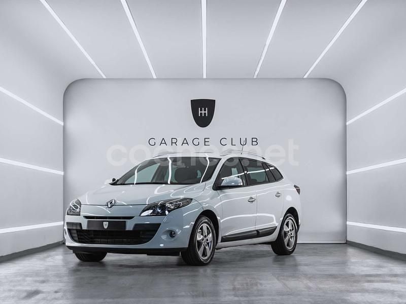 Blanco Usado 2010 Renault Mégane GrandTour Dynamique Familiar | 6499 € (Un poco caro) - Imagen 1/4
