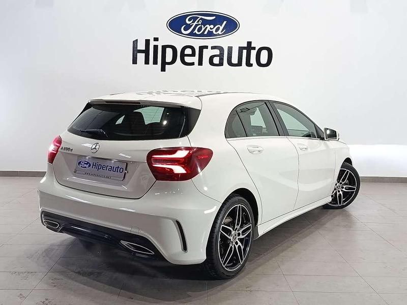 Usado Mercedes A200 136 CV (100 kW) 2017 Blanco Utilitario