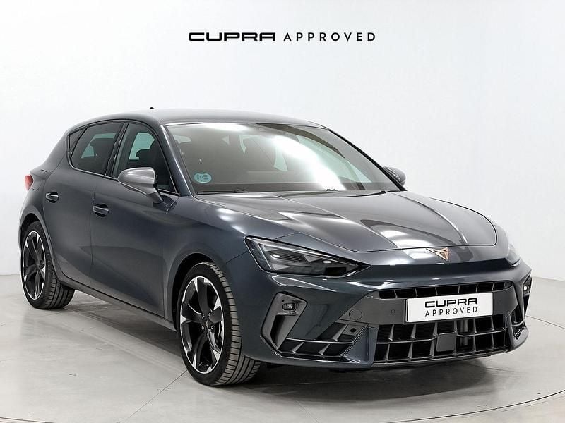 Usado Cupra Leon 150 CV (110 kW) 2025 Gris Berlina