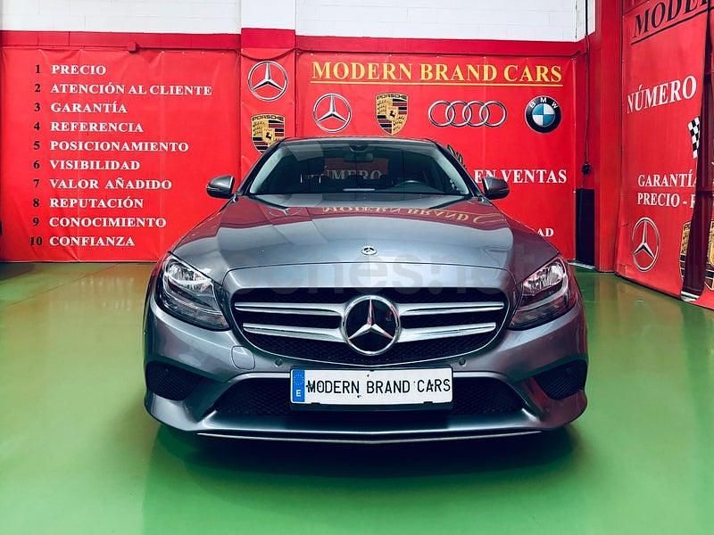 Usado Mercedes C200 160 CV (117 kW) 2020 Gris / plata Berlina