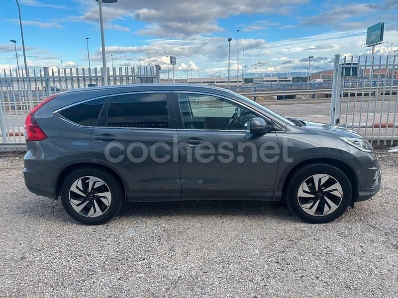 Usado Honda CR-V 120 CV (88 kW) 2018 Gris / plata SUV