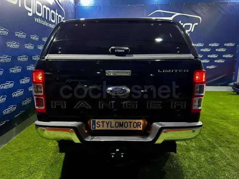 Usado Ford Ranger Limited 170 CV (125 kW) 2021 Negro Pickup/Camioneta