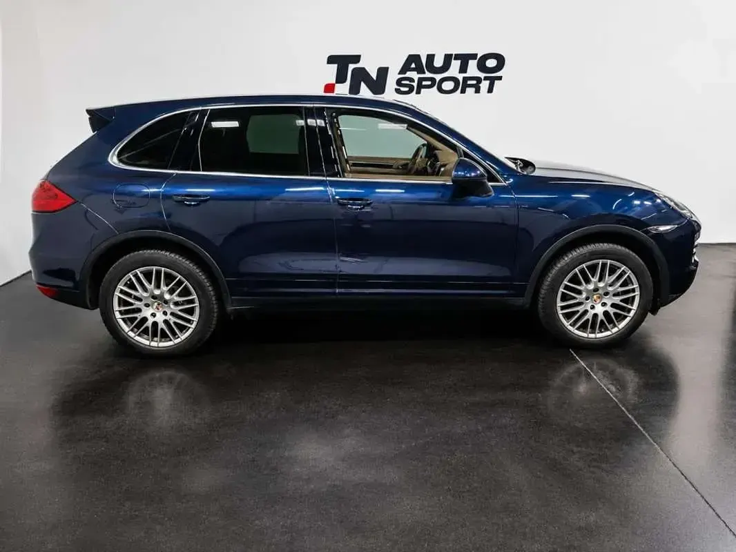 Usado Porsche Cayenne Diesel 240 CV (176 kW) 2010 Azul SUV