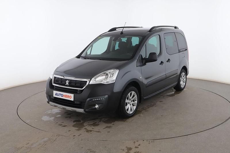 Gris Usado 2018 Peugeot TePee Monovolumen | 15.199 € (Precio justo) - Imagen 1/3