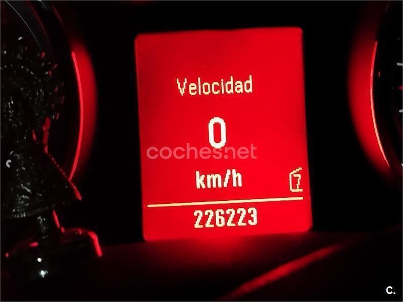 Azul Usado 2010 Opel Insignia Essentia Berlina | 5500 € (Un poco caro) - Imagen 1/4