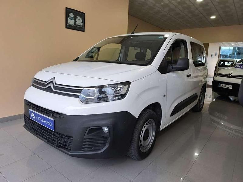 Usado Citroën Berlingo Live 102 CV (75 kW) 2019 Blanco Monovolumen