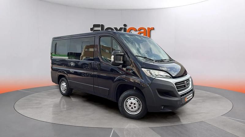 Usado Fiat Ducato 150 CV (110 kW) 2018 Azul Van