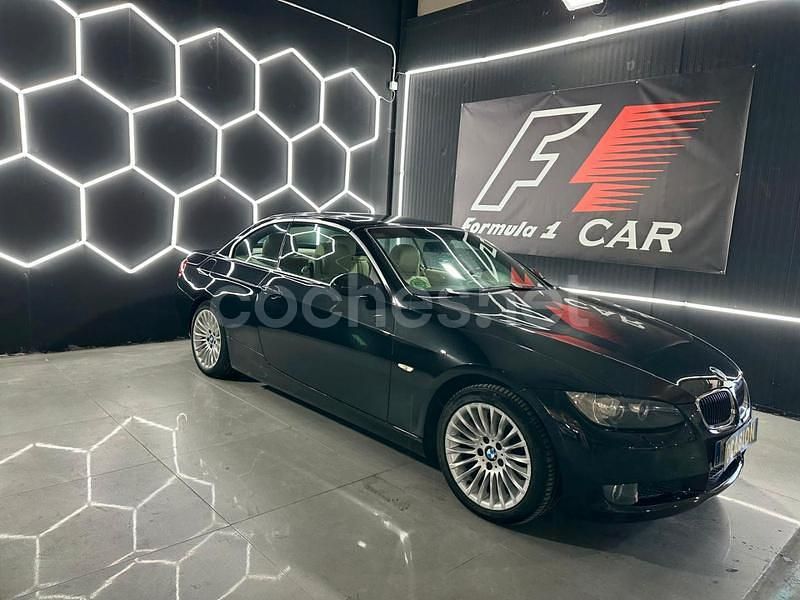 Negro Usado 2008 BMW 320 Cabriolet Descapotable | 8490 € (Precio justo) - Imagen 1/4