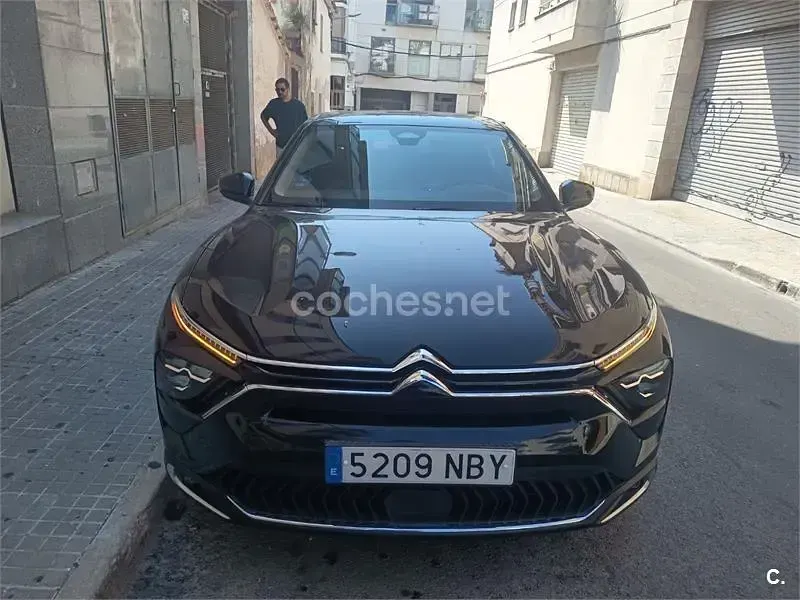 Usado Citroën C5 X 180 CV (132 kW) 2025 Negro Familiar