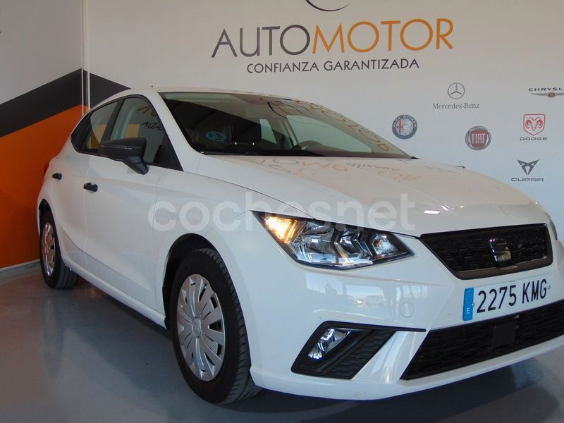 Usado Seat Ibiza Reference 80 CV (58 kW) 2018 Blanco Berlina