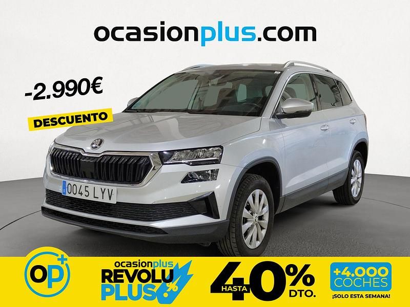 Usado Skoda Karoq Ambition 150 CV (110 kW) 2022 Gris / plata SUV